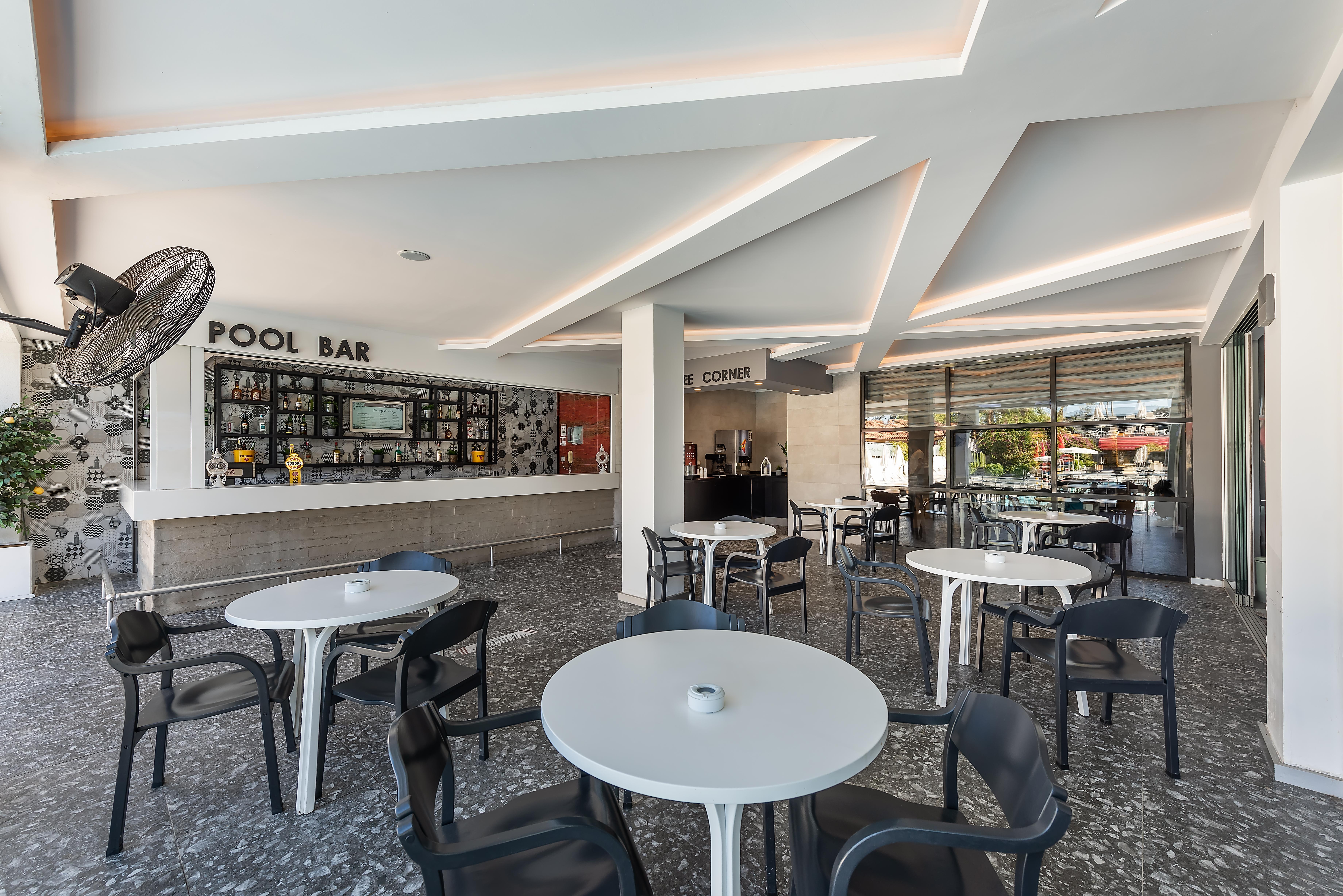White City Beach Adult Only Конаклы Экстерьер фото